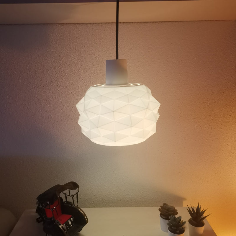 Prisma Light – Geometrische Pendelleuchte mit modernem Design & faszinierendem Lichtspiel