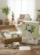 Botanischer Blumenstrauß mit Vase