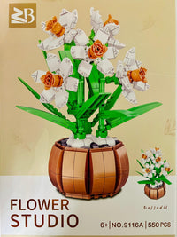 Baustein-Kunst mit dem exklusiven NB Flower Studio – Daffodil.

Dieses Premium-Bauset umfasst 550 präzise gefertigte Teile, aus denen ein detailreiches Narzissen-Arrangement entsteht – perfekt als stilvolle Deko oder kreatives Geschenk.