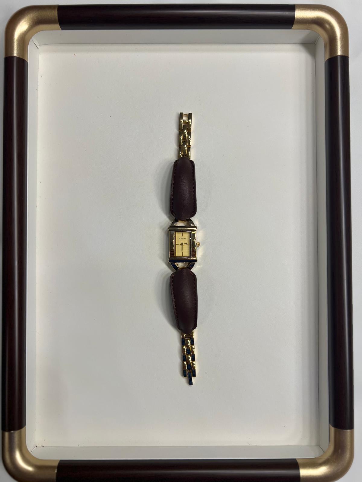 KINBORE – Braun Designer Uhr mit Charakter