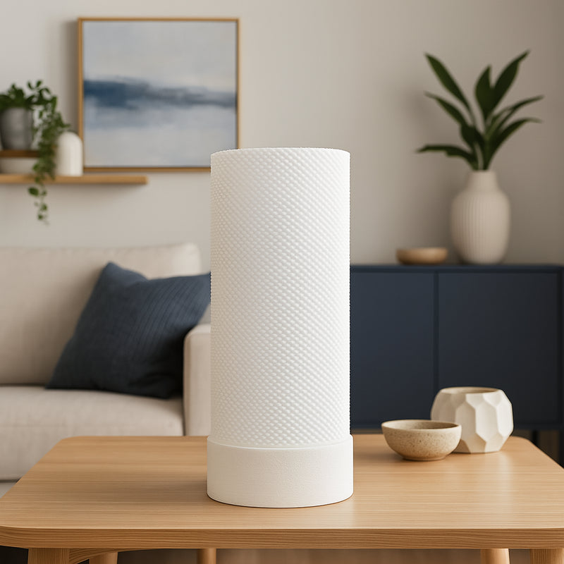 Woven Glow – Zylinderförmige Tischlampe mit 3D-gedrucktem Korbmuster & warmem Licht